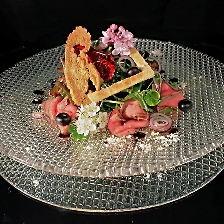 Patriot Boutique マリアーンスケー・ラーズニェ