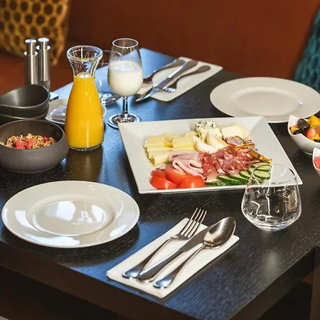 Patriot Boutique Szálloda 4*