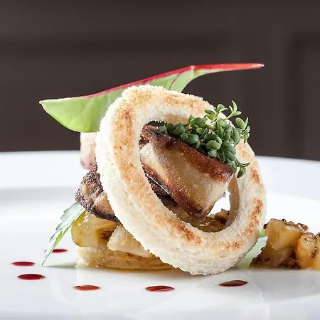 Patriot Boutique ホテル 4*