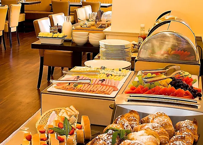 Patriot Boutique Hotel