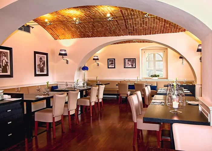 Отель Patriot Boutique 4*