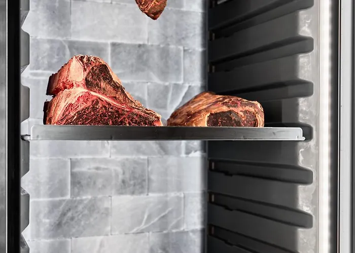 Patriot Boutique Марианске-Лазне